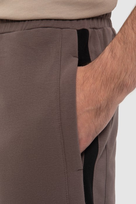 брюки спортивные из хлопка от бренда kanzler вид слева