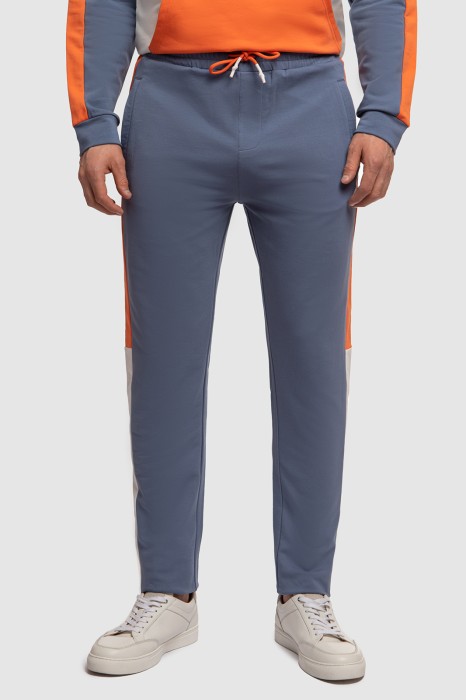 брюки спортивные из хлопка фотография