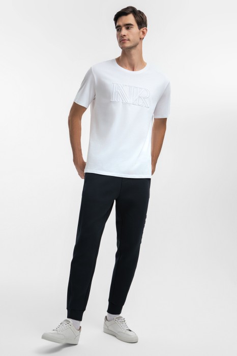 Товар синего цвета с внутренней стороны