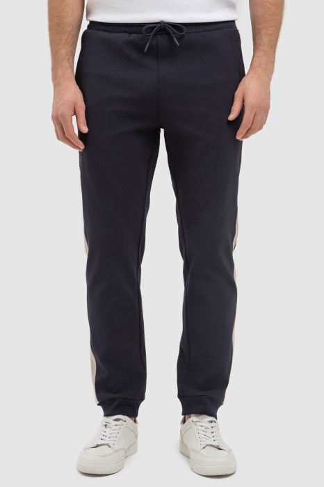 брюки спортивные из россии вид сбоку