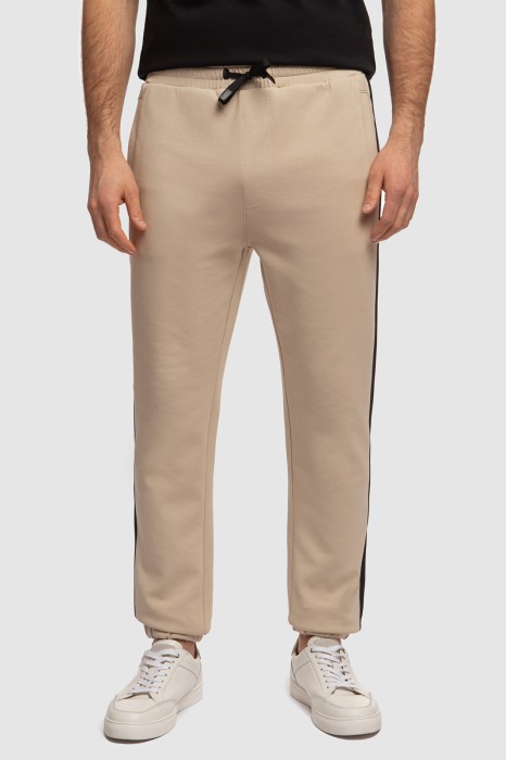 брюки спортивные фотография