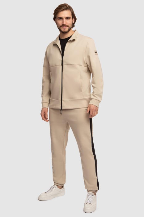 брюки спортивные из россии вид сбоку