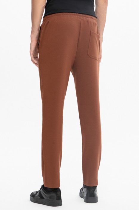 брюки спортивные из россии вид сбоку