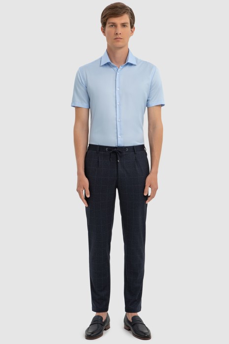 Товар синего цвета с внутренней стороны