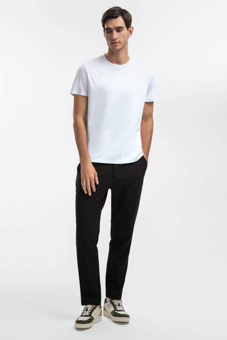 брюки по цене 10990 руб вид справа