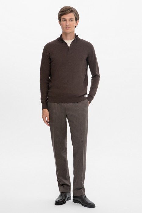 джемпер из хлопка и кашемира из россии вид сбоку