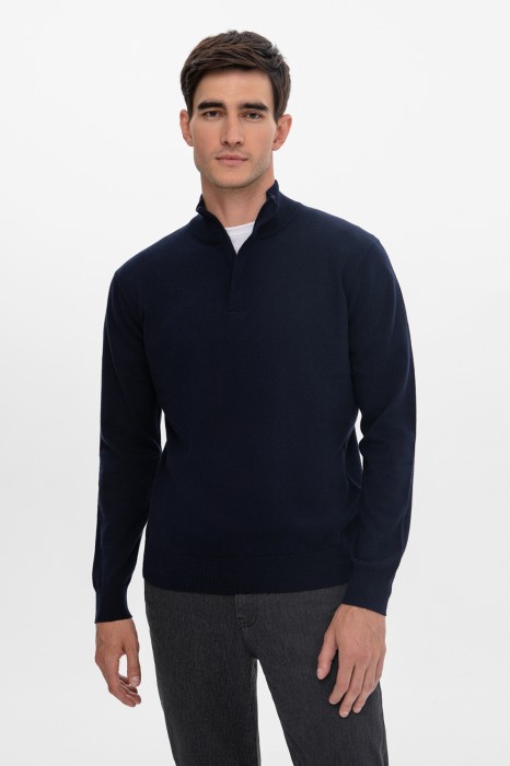 джемпер из хлопка и кашемира фотография