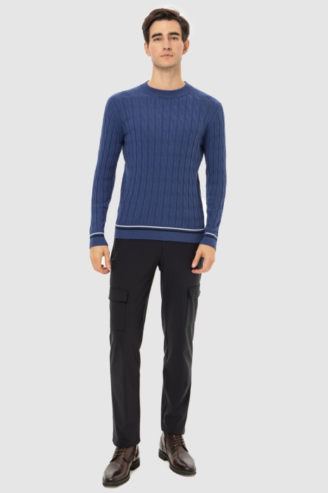 Товар голубого цвета с внутренней стороны