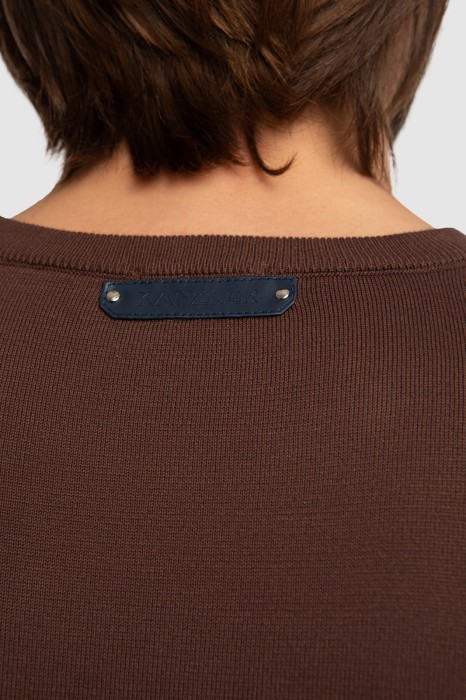 Товар без артикула вид сзади