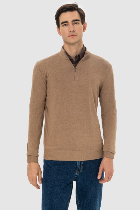 джемпер из хлопка фотография