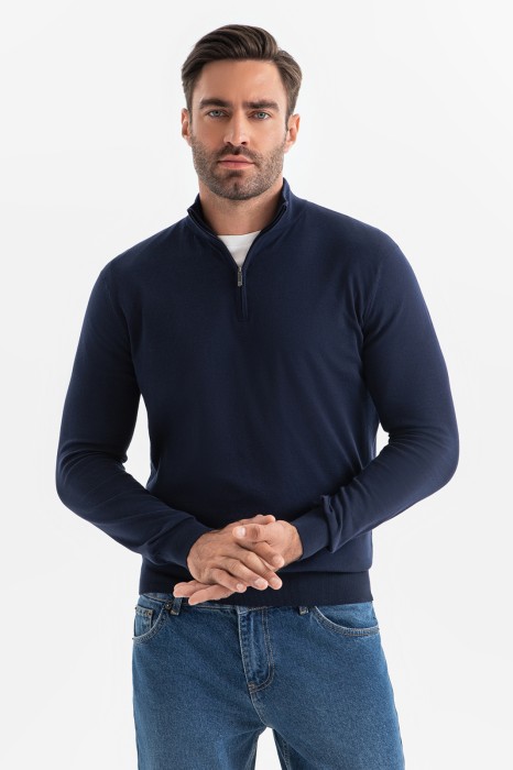 джемпер из хлопка фотография