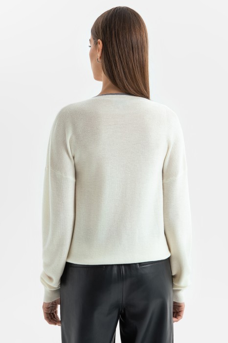 Товар без артикула вид сзади