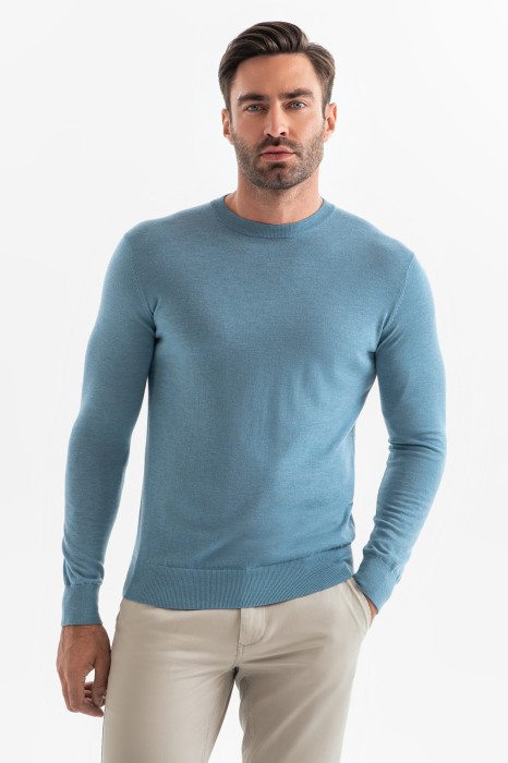 джемпер из шерсти и кашемира фотография