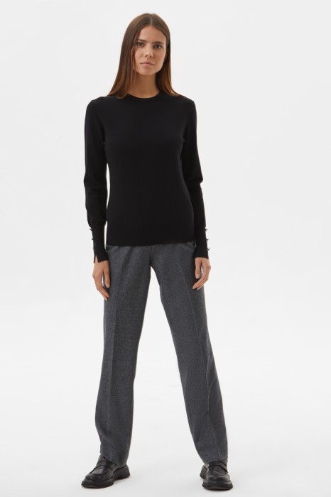 джемпер по цене 3990 руб вид справа