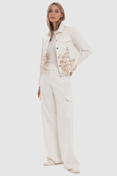 джинсовая куртка с принтом для взрослого возраста с изнаночной стороны