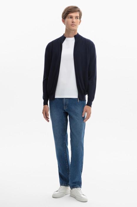 джинсы comfort fit из россии вид сбоку