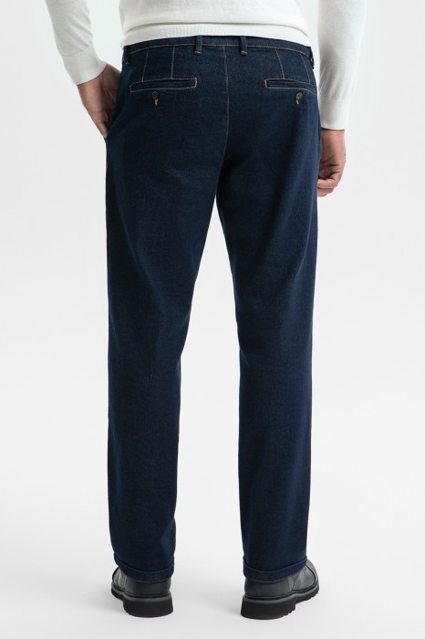 джинсы regular fit по цене 8990 руб вид справа