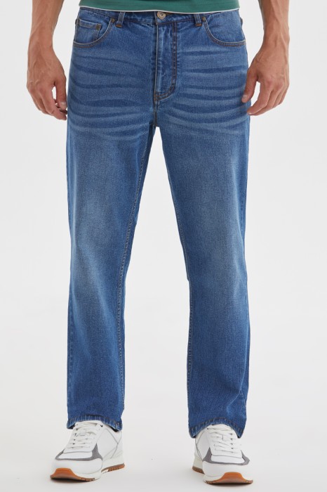 джинсы regular fit фотография