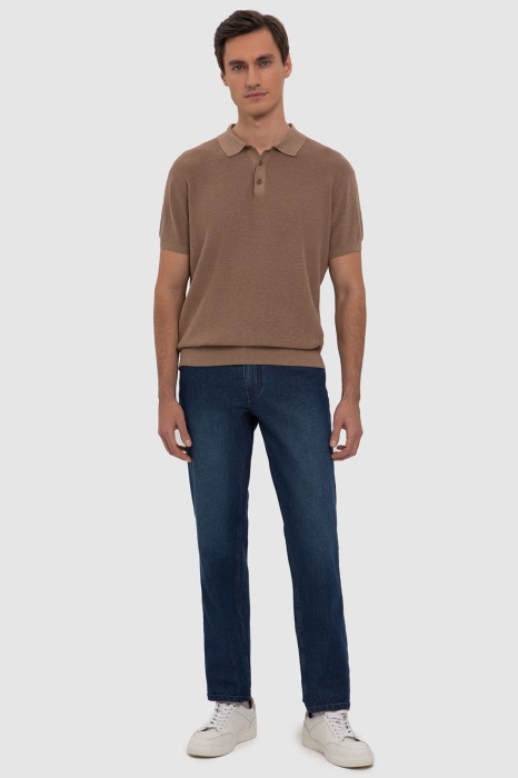 джинсы regular fit из россии вид сбоку