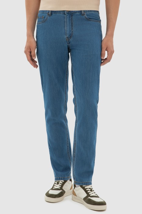 джинсы regular fit фотография