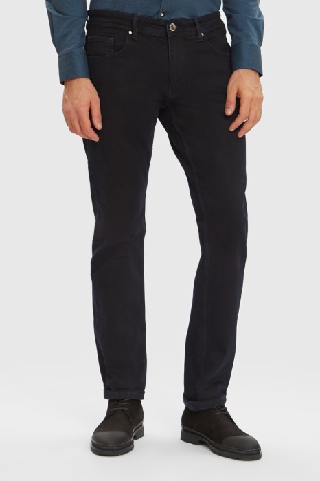 джинсы slim fit фотография