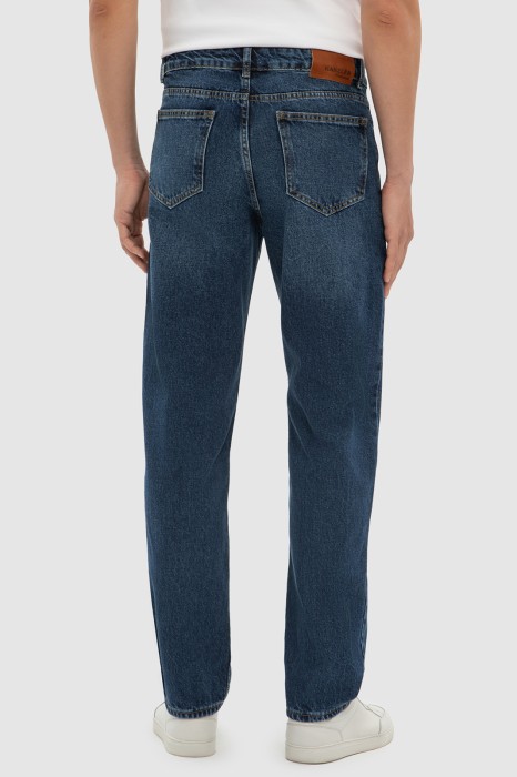 джинсы straight fit по цене 4990 руб вид справа