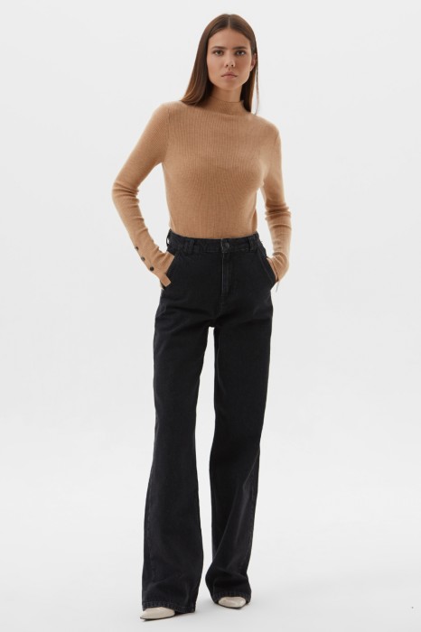 джинсы wide leg по цене 3990 руб вид справа