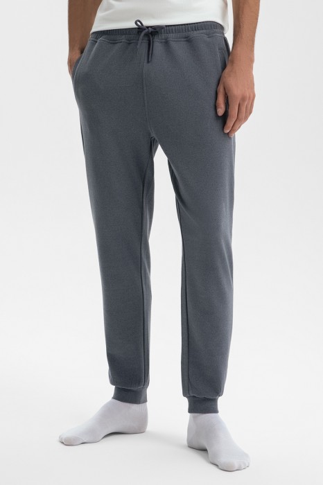 Товар голубого цвета с внутренней стороны