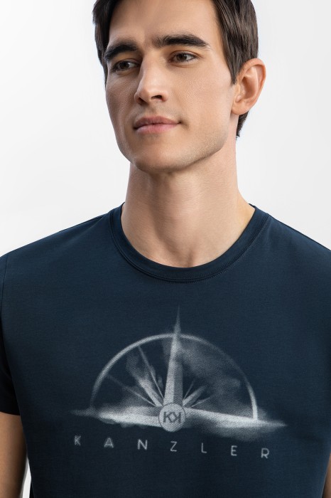 футболка из хлопка с принтом от бренда kanzler вид слева