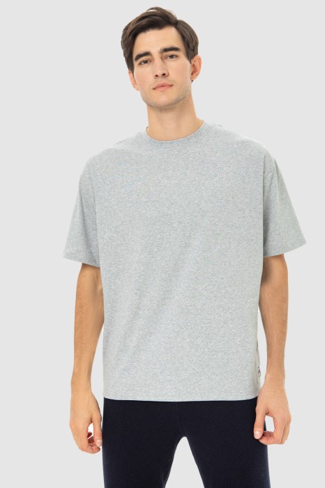 футболка из хлопка фотография