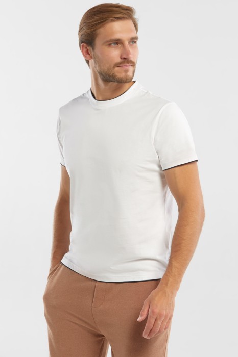 футболка из хлопка фотография