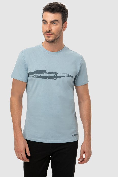 футболка из хлопка фотография