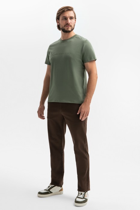 футболка из хлопка из россии вид сбоку