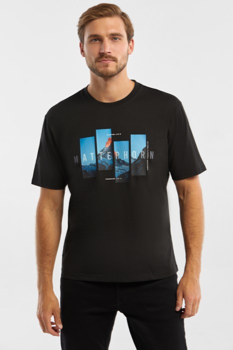 футболка из хлопка фотография