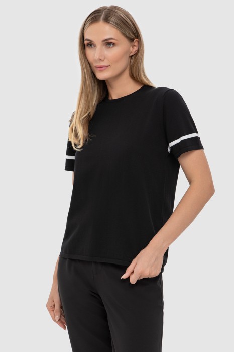 футболка из хлопка по цене 3990 руб вид справа