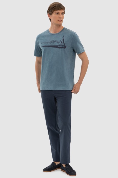 футболка из хлопка из россии вид сбоку