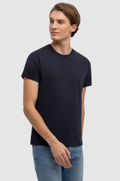 футболка из хлопка по цене 2990 руб вид справа