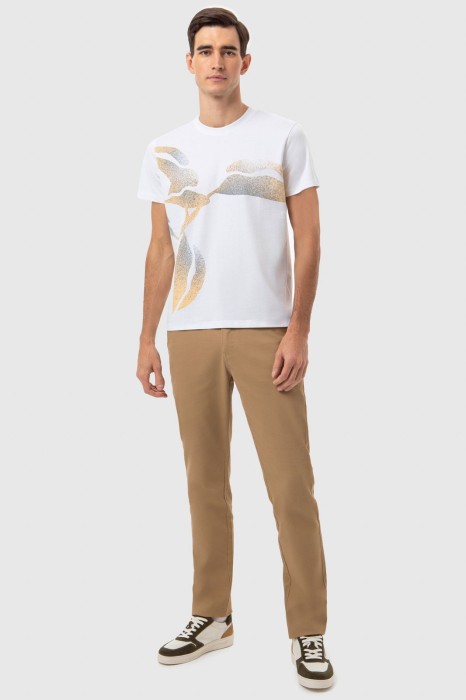 футболка из хлопка из россии вид сбоку