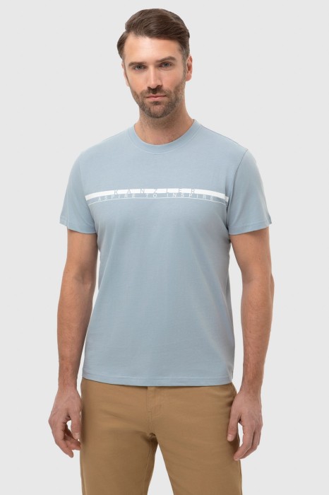 футболка из хлопка фотография