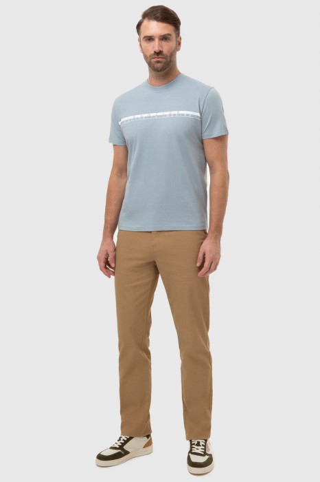 футболка из хлопка из россии вид сбоку