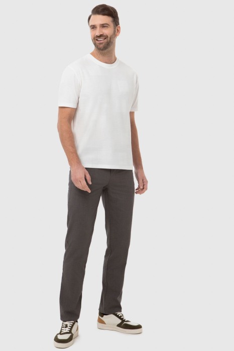 Товар белого цвета с внутренней стороны