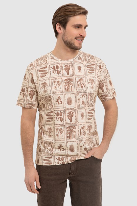 футболка из хлопка по цене 2990 руб вид справа