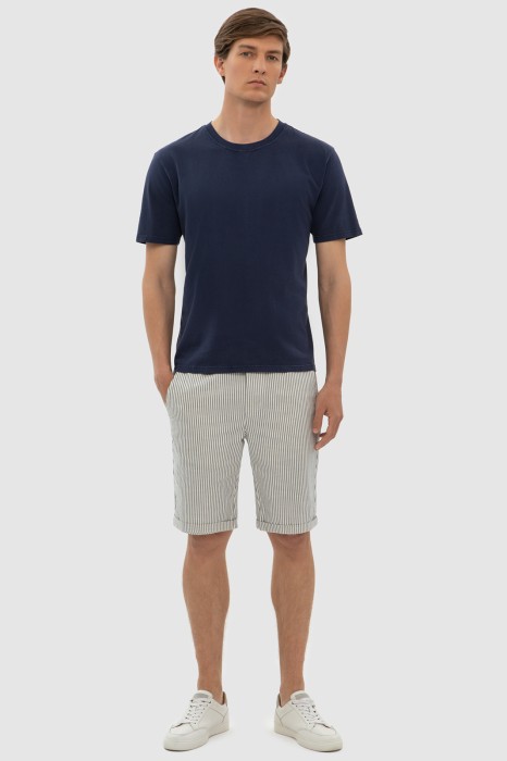 футболка из хлопка из россии вид сбоку