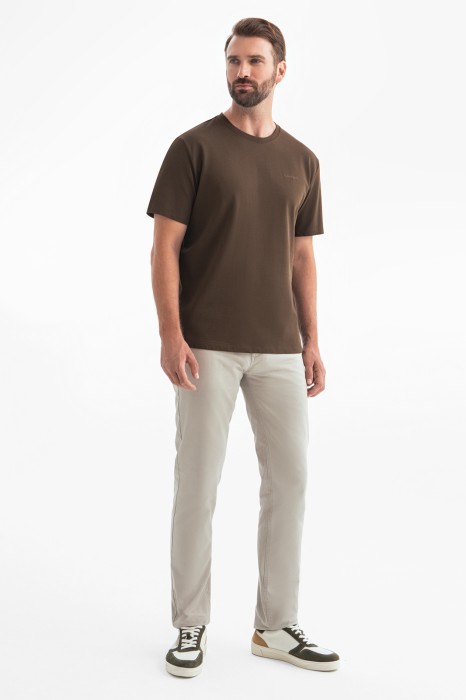 футболка из хлопка из россии вид сбоку