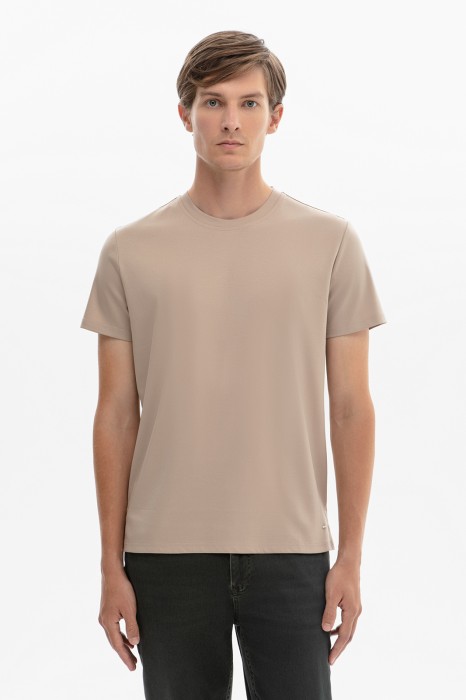 футболка из хлопка фотография