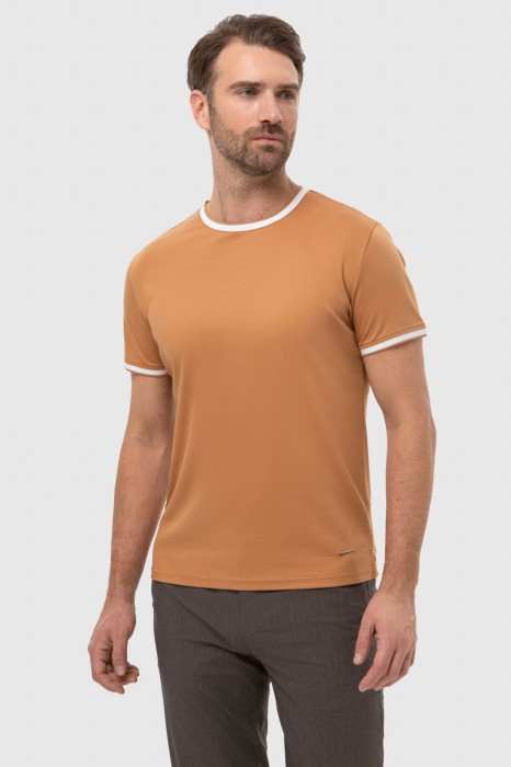 футболка из мерсеризованного хлопка из россии вид сбоку