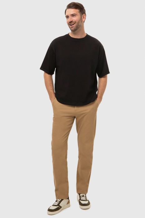 Товар черного цвета с внутренней стороны