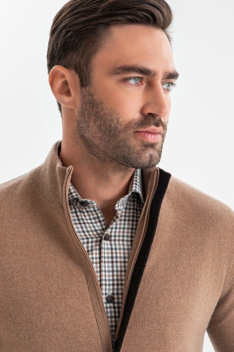 кардиган из шерсти и кашемира limited edition от бренда kanzler вид слева