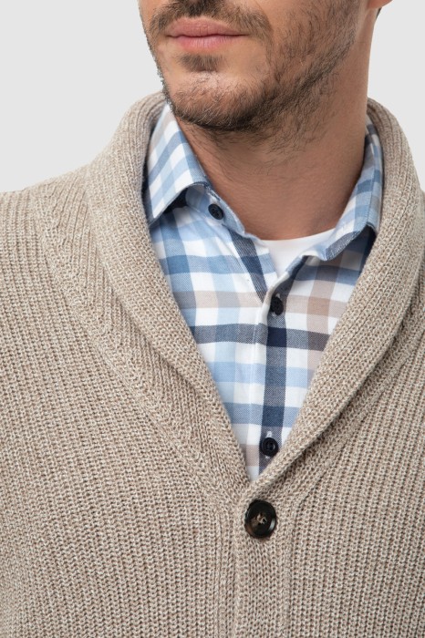 кардиган на пуговицах с шалевым воротником от бренда kanzler вид слева