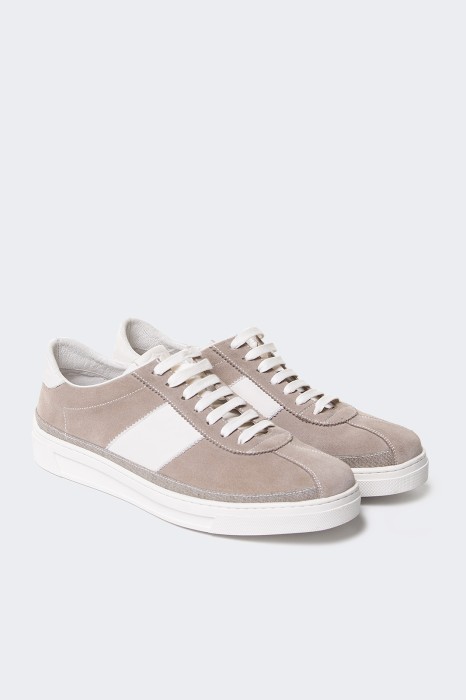 кеды из натуральной кожи фотография